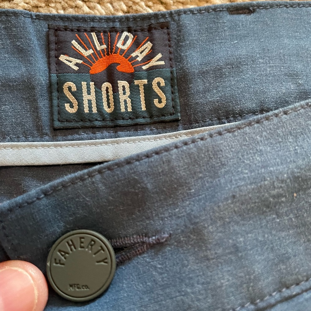 Faherty All-Day Short: Khaki - Picture 2 of 6